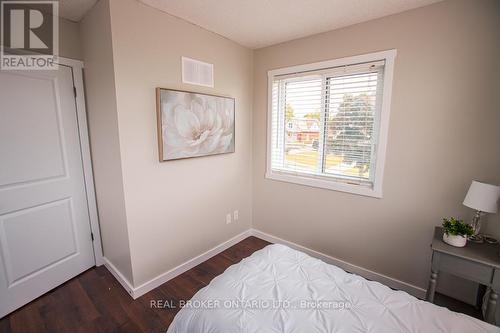 B - 489 East Avenue, Kitchener, ON - Indoor Photo Showing Bedroom