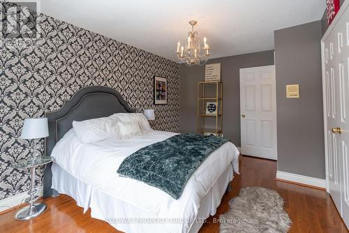 189 Banbury Road, Toronto, ON - Indoor Photo Showing Bedroom