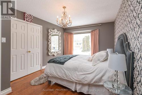 189 Banbury Road, Toronto, ON - Indoor Photo Showing Bedroom