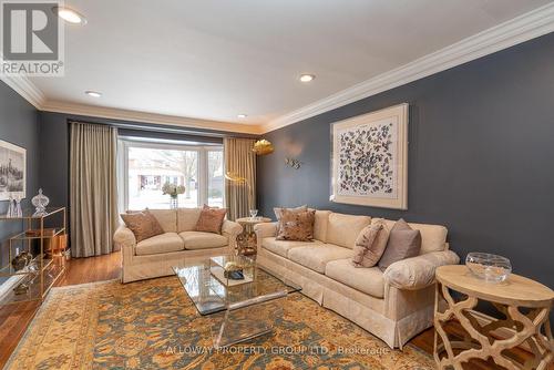 189 Banbury Road, Toronto (Banbury-Don Mills), ON - Indoor Photo Showing Living Room With Fireplace