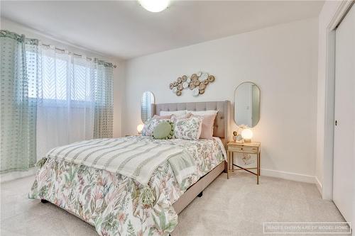 20 Anna Capri Drive|Unit #11, Hamilton, ON - Indoor Photo Showing Bedroom