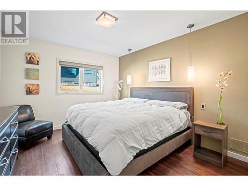 7486 Tronson Road, Vernon, BC - Indoor Photo Showing Bedroom