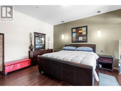 7486 Tronson Road, Vernon, BC - Indoor Photo Showing Bedroom