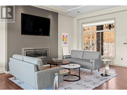 7486 Tronson Road, Vernon, BC - Indoor Photo Showing Living Room With Fireplace