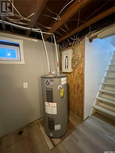 309 3Rd Avenue W, Smiley, SK - Indoor Photo Showing Basement