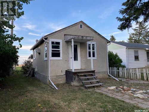 309 3Rd Avenue W, Smiley, SK - Outdoor