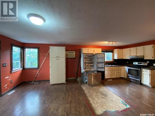 309 3Rd Avenue W, Smiley, SK - Indoor Photo Showing Kitchen