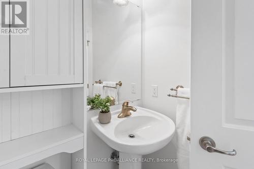 477 French Settlement Road, Tweed, ON - Indoor Photo Showing Bathroom