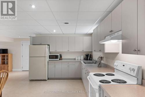 477 French Settlement Road, Tweed, ON - Indoor Photo Showing Kitchen