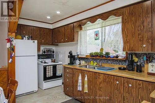 65 South Trent Street, Quinte West, ON - Indoor Photo Showing Kitchen With Double Sink