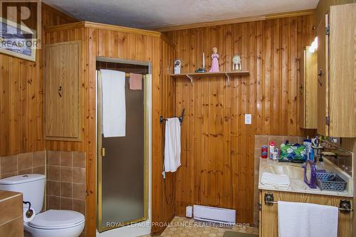 65 South Trent Street, Quinte West, ON - Indoor Photo Showing Bathroom