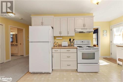 53A Isabella Street, Parry Sound, ON - Indoor Photo Showing Kitchen