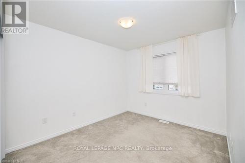 7739 Dockweed Drive, Niagara Falls, ON - Indoor Photo Showing Other Room