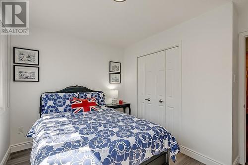 5 - 80 Sarah Lane, Oakville, ON - Indoor Photo Showing Bedroom