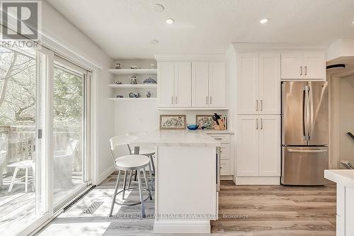 5 - 80 Sarah Lane, Oakville (Bronte West), ON - Indoor Photo Showing Kitchen