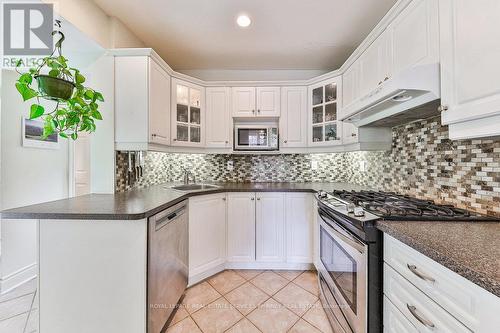 27 Woodlawn Avenue, Mississauga (Port Credit), ON - Indoor Photo Showing Kitchen With Stainless Steel Kitchen With Upgraded Kitchen