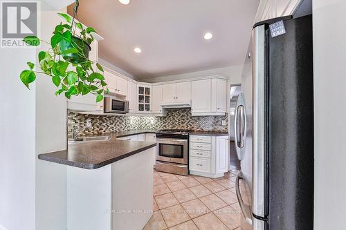 27 Woodlawn Avenue, Mississauga (Port Credit), ON - Indoor Photo Showing Kitchen With Stainless Steel Kitchen