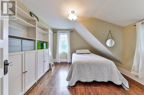 27 Woodlawn Avenue, Mississauga (Port Credit), ON - Indoor Photo Showing Bedroom