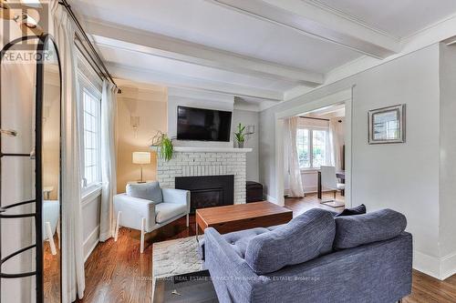 27 Woodlawn Avenue, Mississauga (Port Credit), ON - Indoor Photo Showing Living Room With Fireplace