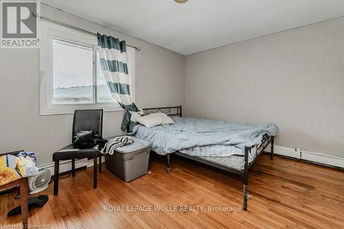 23 - 293 Fairway Road N, Kitchener, ON - Indoor Photo Showing Bedroom