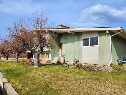 1239 Semlin Drive, Ashcroft, BC - Outdoor