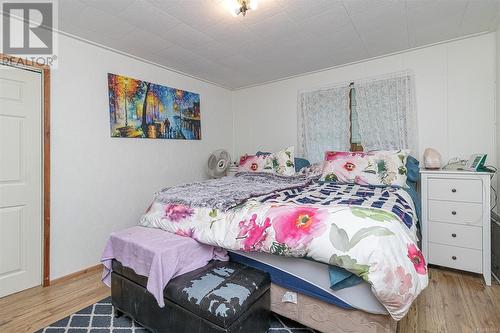 1781 Herd Rd, Duncan, BC - Indoor Photo Showing Bedroom