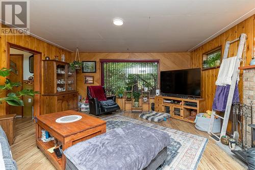 1781 Herd Rd, Duncan, BC - Indoor