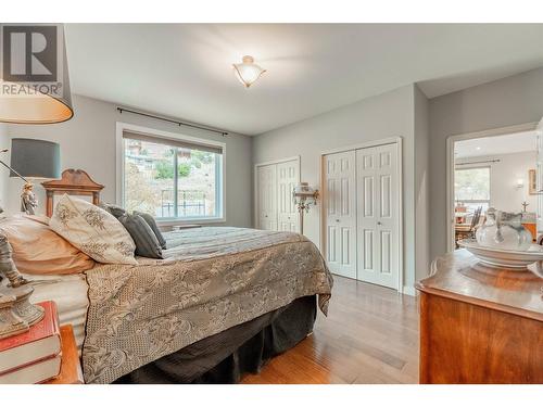 6609 Oxbow Crescent, Oliver, BC - Indoor Photo Showing Bedroom