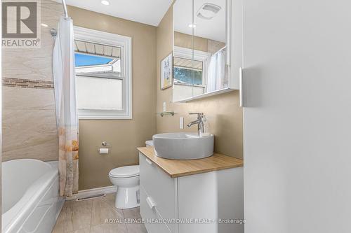 36 Fawell Avenue, St. Catharines, ON - Indoor Photo Showing Bathroom