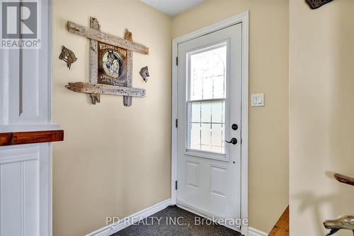 506 Cedar Glen Road, Kawartha Lakes, ON - Indoor Photo Showing Other Room