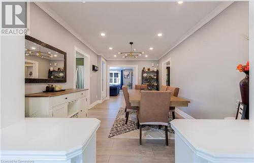 32 Base Line Road E, London, ON - Indoor Photo Showing Dining Room