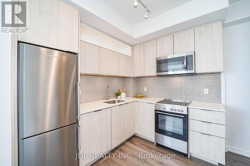 2110 - 50 Forest Manor Road, Toronto, ON - Indoor Photo Showing Kitchen With Upgraded Kitchen