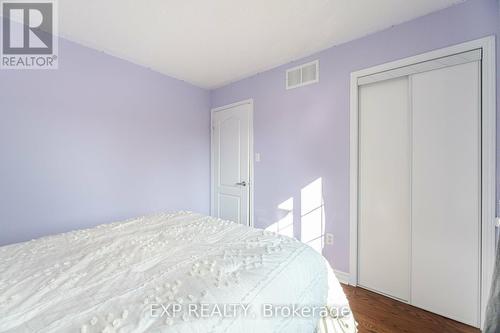 84 Tianalee Crescent, Brampton (Fletcher'S Meadow), ON - Indoor Photo Showing Bedroom