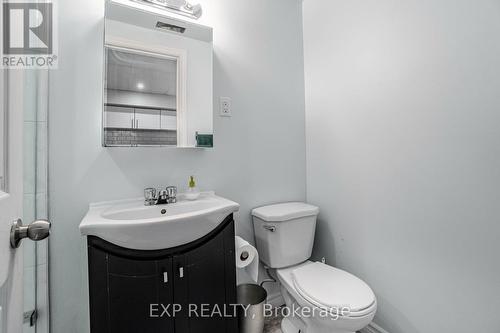 84 Tianalee Crescent, Brampton (Fletcher'S Meadow), ON - Indoor Photo Showing Bathroom