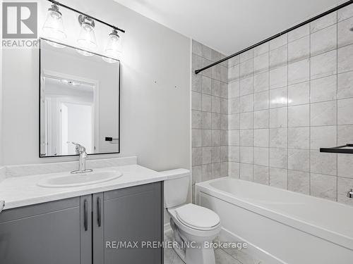 14 Westbury Way, Whitby (Brooklin), ON - Indoor Photo Showing Bathroom