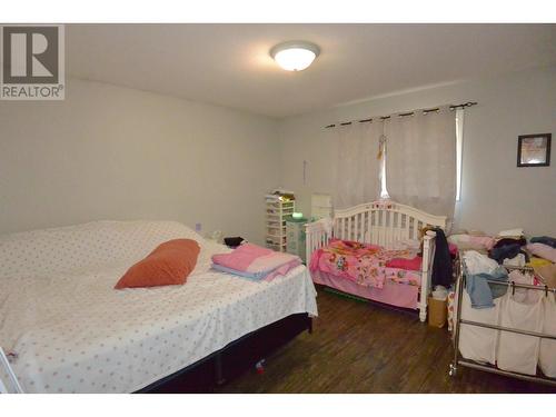 4222 Mountainview Crescent, Smithers, BC - Indoor Photo Showing Bedroom