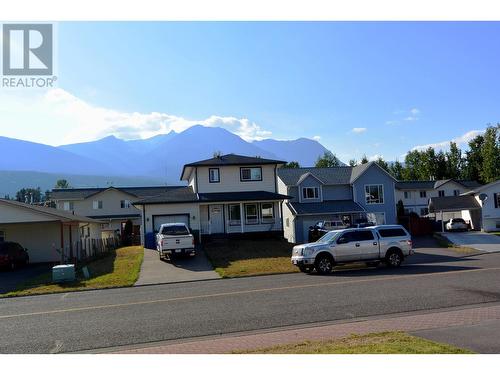 4222 Mountainview Crescent, Smithers, BC - Outdoor With Facade