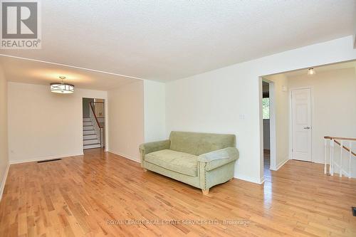 1146 Meander Court, Mississauga, ON - Indoor Photo Showing Other Room