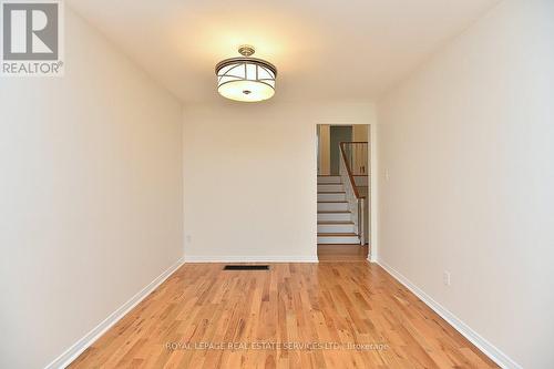 1146 Meander Court, Mississauga, ON - Indoor Photo Showing Other Room