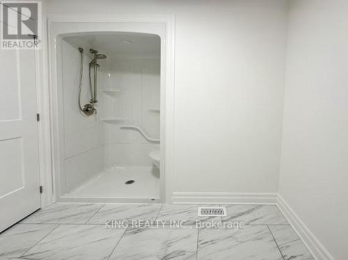 2 Floor - 7406 Majestic Trail, Niagara Falls, ON - Indoor Photo Showing Bathroom