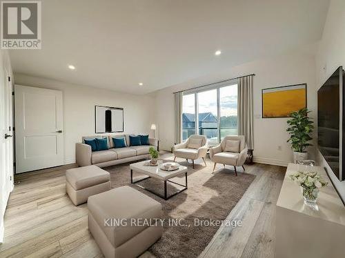 2 Floor - 7406 Majestic Trail, Niagara Falls, ON - Indoor Photo Showing Living Room