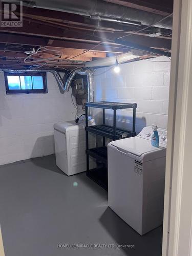 60 Lewis Street, Belleville, ON - Indoor Photo Showing Laundry Room