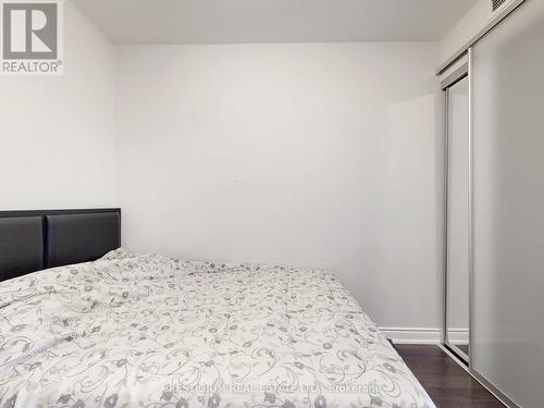 6901 - 388 Yonge Street, Toronto, ON - Indoor Photo Showing Bedroom