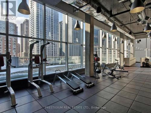 6901 - 388 Yonge Street, Toronto (Bay Street Corridor), ON - Indoor Photo Showing Gym Room