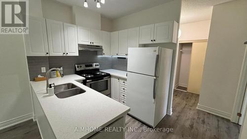 121 - 2351 Kennedy Road, Toronto (Agincourt South-Malvern West), ON - Indoor Photo Showing Kitchen With Double Sink