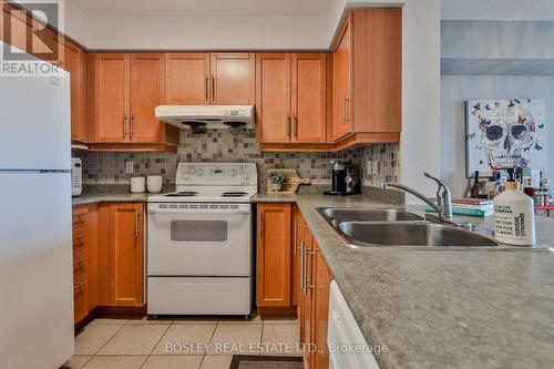 2201 - 61 Town Centre Court E, Toronto (Bendale), ON - Indoor Photo Showing Kitchen With Double Sink