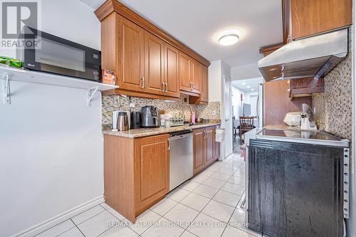 56 Huntingdale Boulevard, Toronto (L'Amoreaux), ON - Indoor Photo Showing Kitchen