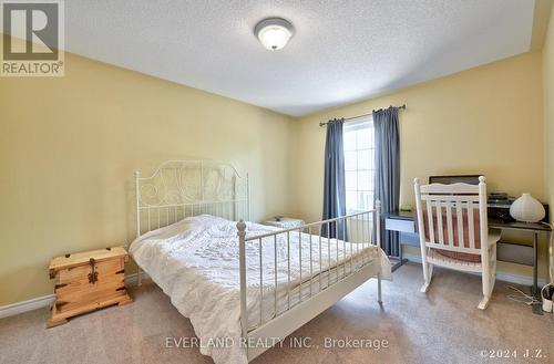 12 Ferretti Street, Vaughan (Patterson), ON - Indoor Photo Showing Bedroom