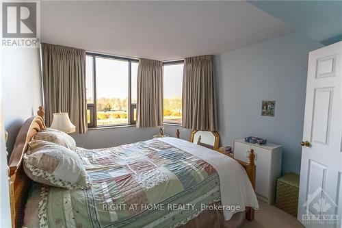 305 - 2019 Carling Avenue, Ottawa, ON - Indoor Photo Showing Bedroom