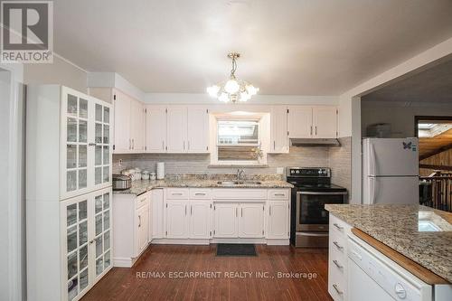 5101 Jones Baseline Road, Guelph/Eramosa, ON - Indoor Photo Showing Kitchen